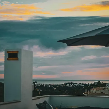 Casa Jacaranda - Ocean View Modern Βίλα Αλμπουφέιρα
