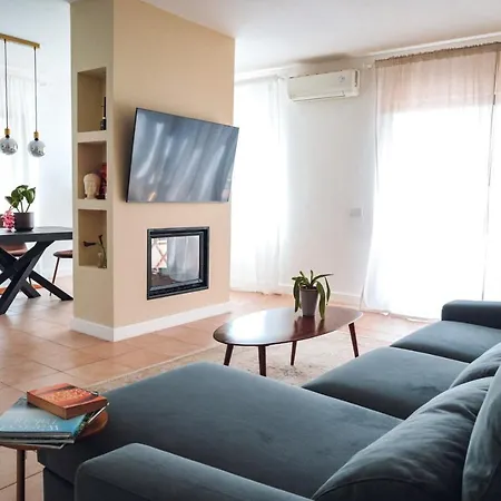 Casa Jacaranda - Ocean View Modern