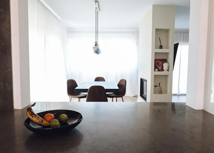 Casa Jacaranda - Ocean View Modern